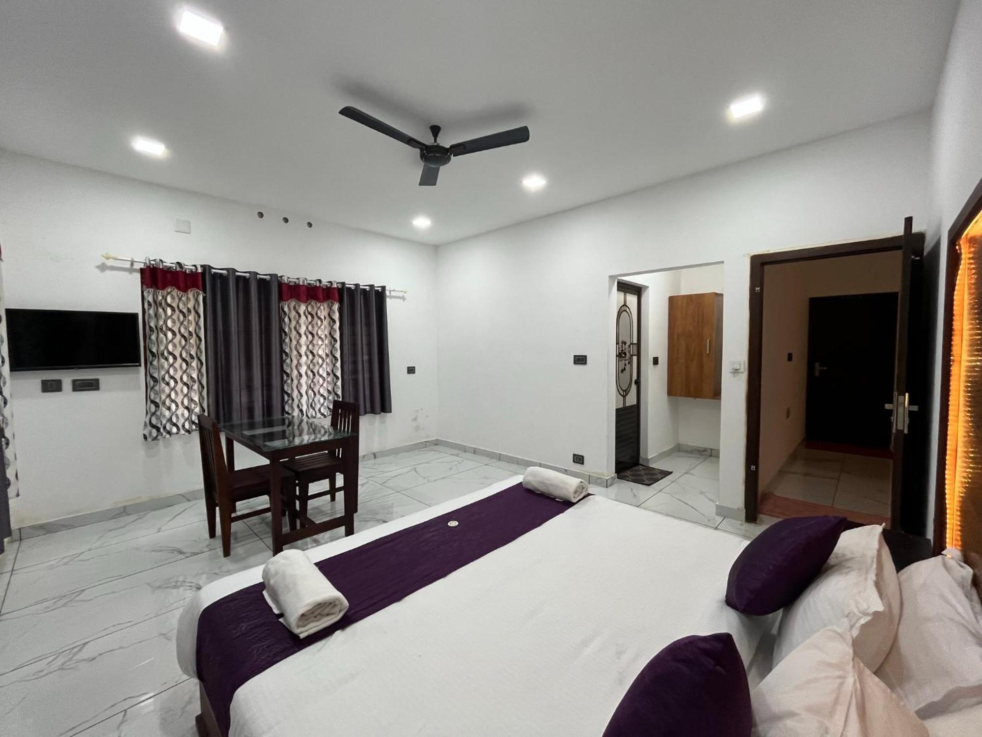Mount Court Munnar Hotel Eksteriør billede